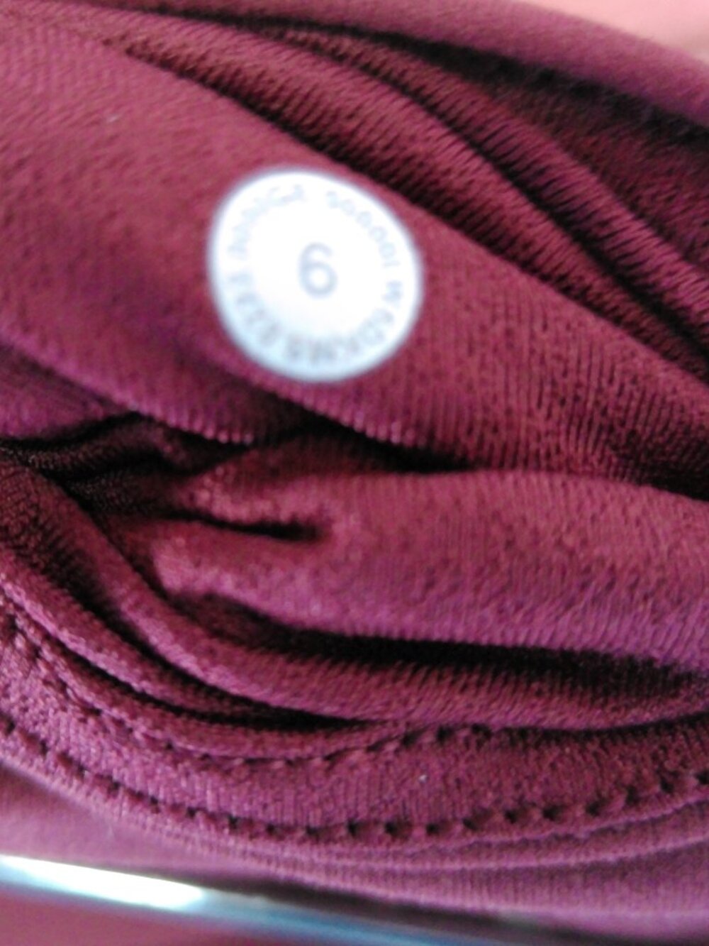 Lululemon Groove Nulu Super High-Rise Flared Pant Size 6 Red Merlot - Picture 4 of 4